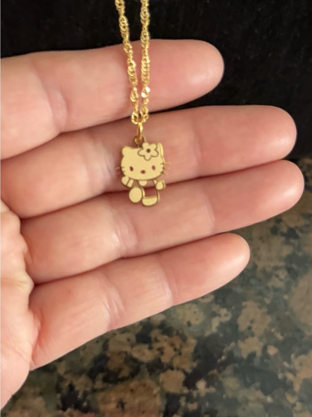 10K solid Gold Hello Kitty Gold Tone Flower Bow Charm Necklace - Picture 3 of 3
